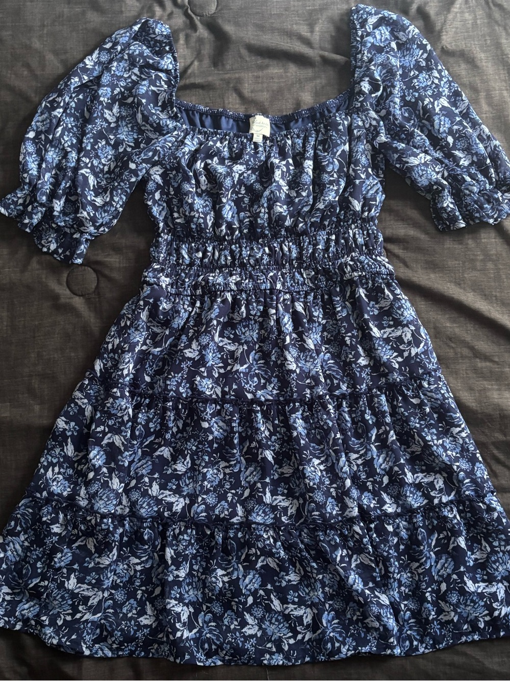 Navy Blue Floral Puff-Sleeve Dress